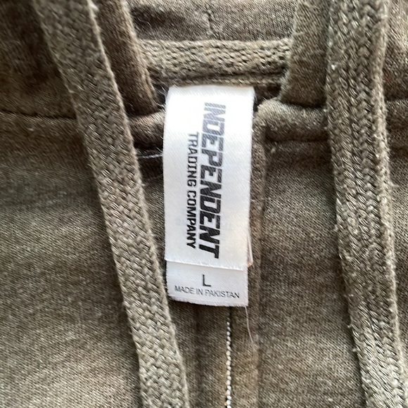 PHISH DICKS SPORTING GOODS ARENA 2022 Tour Hooded sweatshirt. EUC Size LRG - Picture 5 of 8